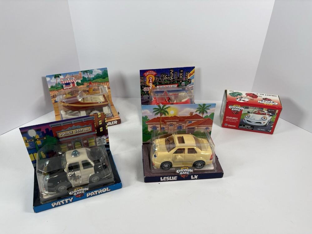 Chevron Cars Lot 5 Patty Patrol Leslie LX Rudy Ragtop CC Boat Trailer Sam Sedan